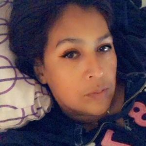 Meet your Posher, Isabel